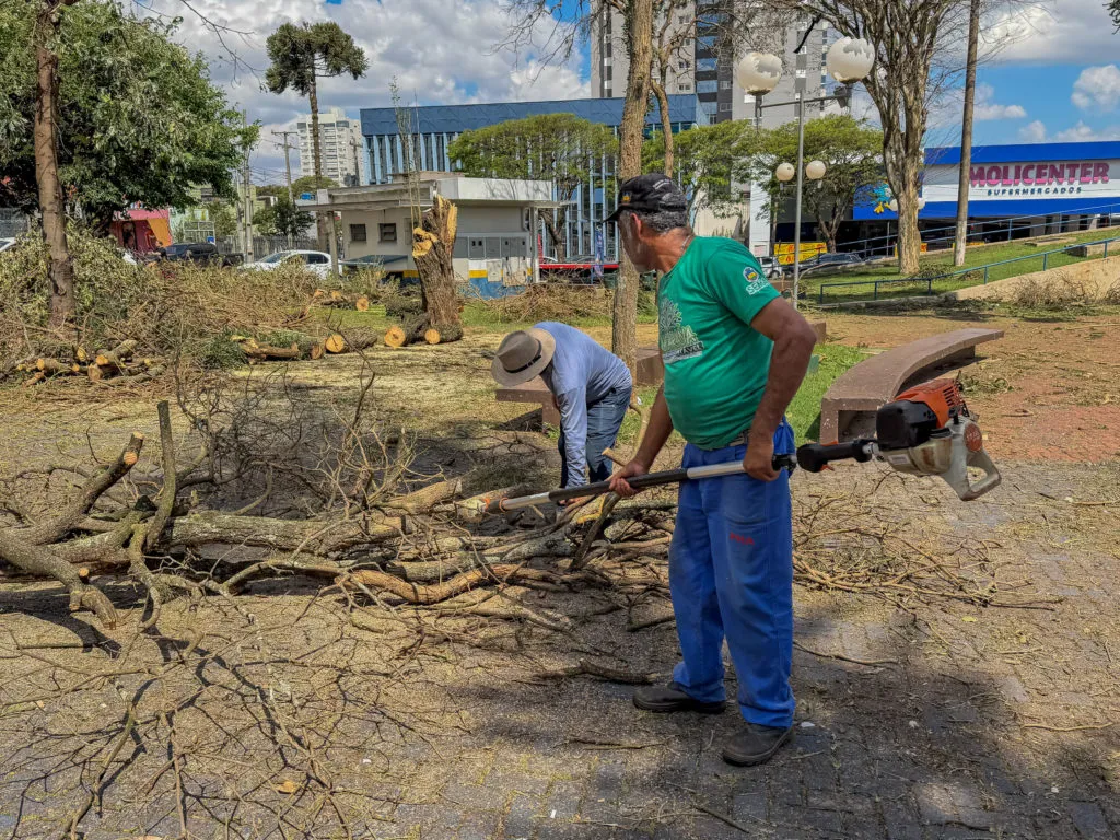 Prefeitura anuncia auxílio-calamidade de R$ 2.190 para servidores atingidos pelo temporal